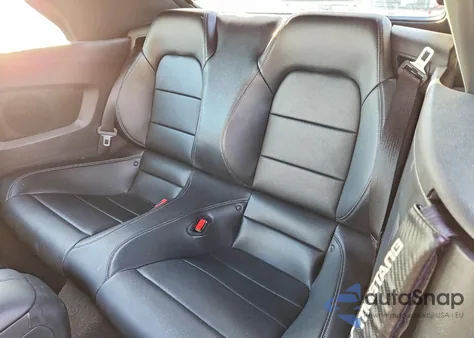 2016 Ford Mustang z USA, uszkodzony, nr VIN 1FATP8UH9G5251710